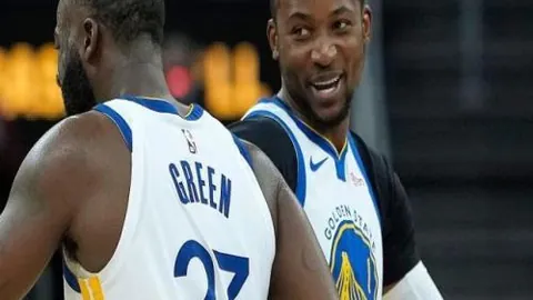 荷甲解析：特温特冲击逆袭，费耶诺德保不败金身